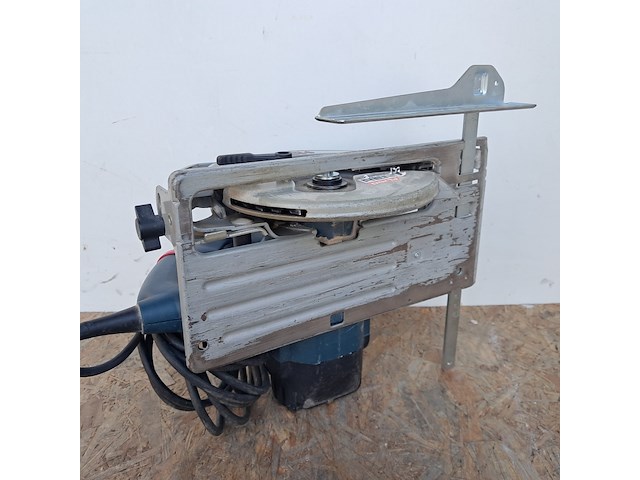 Handcirkelzaag - 230v bosch, gks 55, bouwjaar 2011 - afbeelding 2 van  4