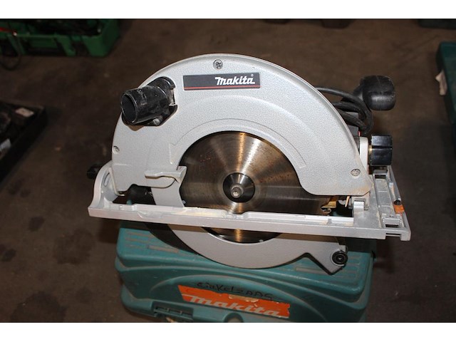 Handcirkelzaag makita 5903r.. - afbeelding 2 van  4