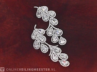 Handgemaakte oorsieraden bezet met hoge kwaliteit geslepen diamanten - afbeelding 6 van  8