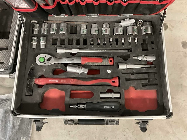 Handgereedschap en toebehoren (4x) - afbeelding 4 van  10