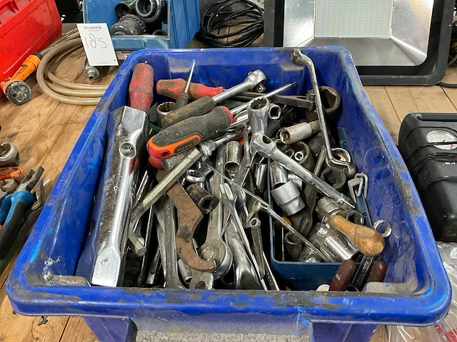 Handgereedschap - afbeelding 1 van  4
