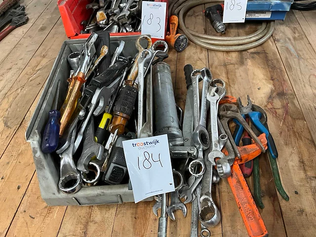 Handgereedschap - afbeelding 1 van  3