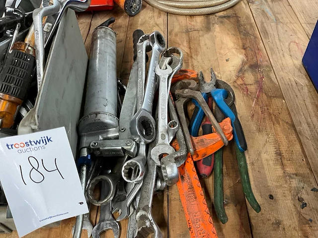Handgereedschap - afbeelding 2 van  3