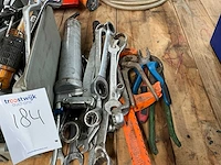 Handgereedschap - afbeelding 2 van  3