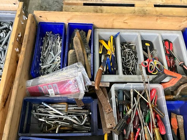 Handgereedschap - afbeelding 4 van  5