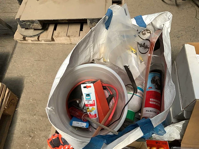 Handgereedschappen en divers - afbeelding 6 van  7