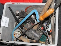 Handgereedschappen in kunststof koffer w.o. hamers en tangen. - afbeelding 2 van  2
