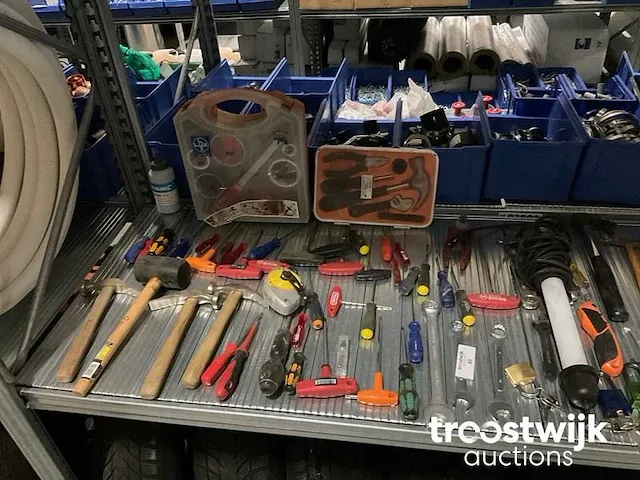 Handgereedschappen - afbeelding 3 van  3
