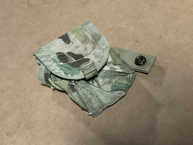 Handgrenade pouch (4x) - afbeelding 1 van  3