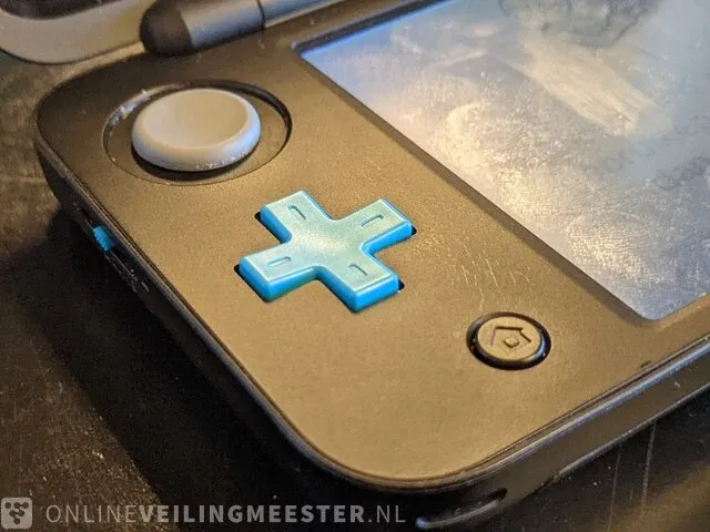 Handheld game console met 9x game nintendo, 2ds xl, bouwjaar 2018 - afbeelding 34 van  41