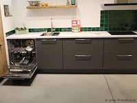 Handmade + nobilia rechte keuken met apparatenwand - afbeelding 6 van  32