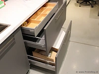Handmade + nobilia rechte keuken met apparatenwand - afbeelding 17 van  32