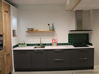 Handmade + nobilia rechte keuken met apparatenwand - afbeelding 12 van  32