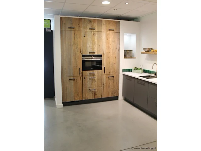 Handmade + nobilia rechte keuken met apparatenwand - afbeelding 23 van  32
