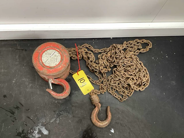 Handmatig - elektrische kettingtakel - afbeelding 1 van  2