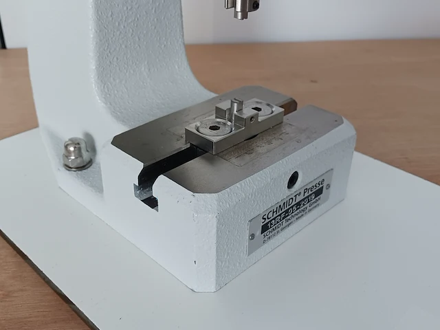 Handpers, schmidt, 13rf -05-2019 | locatie roden - afbeelding 5 van  9