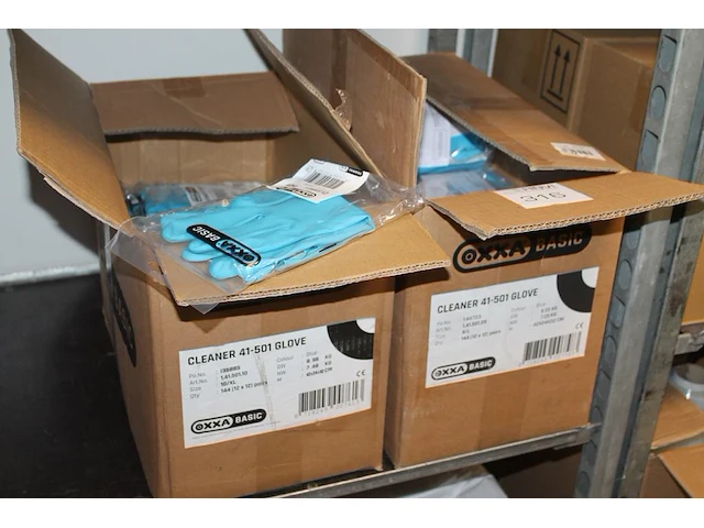 Handschoenen oxxa maat 9 en 10 in 2 dozen. - afbeelding 1 van  3