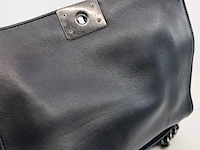 Handtas chanel, medium enchained boy bag - afbeelding 2 van  14