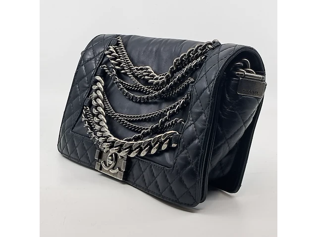 Handtas chanel, medium enchained boy bag - afbeelding 7 van  14