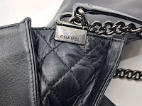 Handtas, chanel, medium enchained boy bag - afbeelding 6 van  14