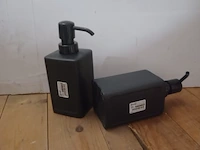 Handzeep pomje ikea zwart 500ml aantal 3 stuks. - afbeelding 1 van  7