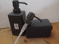 Handzeep pomje ikea zwart 500ml aantal 3 stuks. - afbeelding 7 van  7