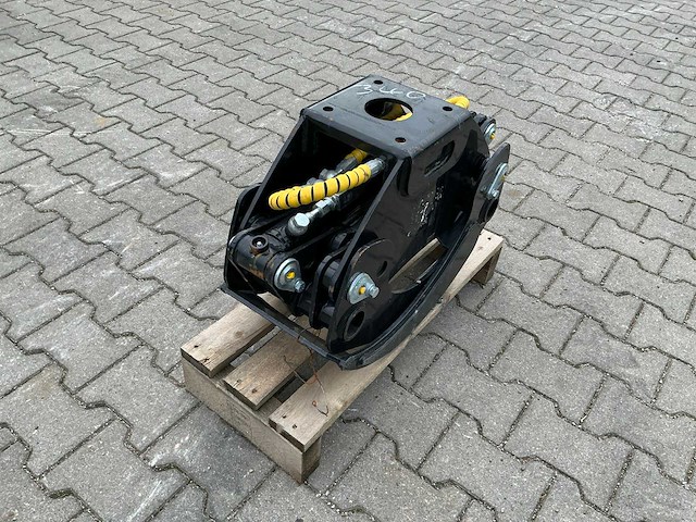 Häner baumaschinen hwg-800/30 houtgrijper / boomgrijper - afbeelding 5 van  8