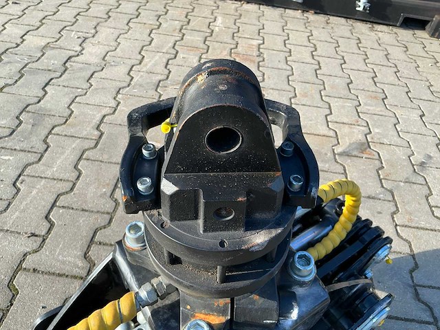 Häner baumaschinen hwg-800r houtgrijper / boomgrijper - afbeelding 10 van  10