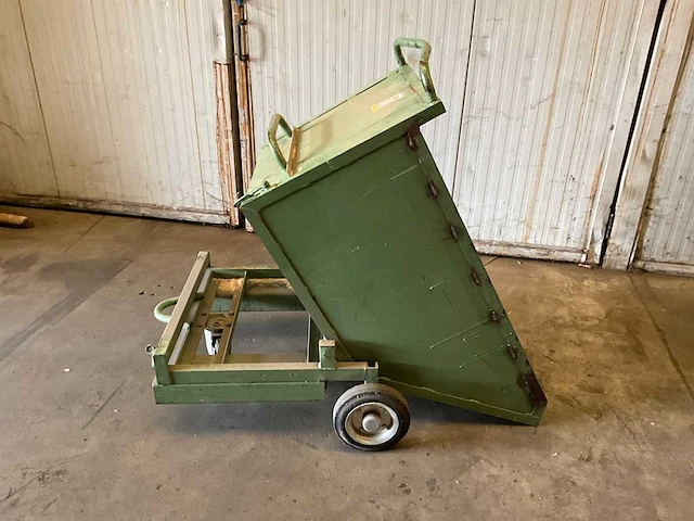 Haneu kantelbak 350 liter v.v. transportwielen en uitsparing heftrucklepels - afbeelding 5 van  5