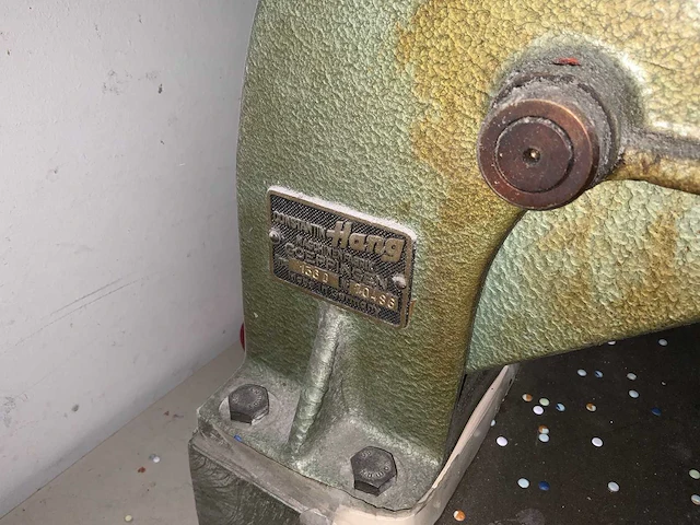 Hang - 136r - papierboormachine - afbeelding 4 van  6