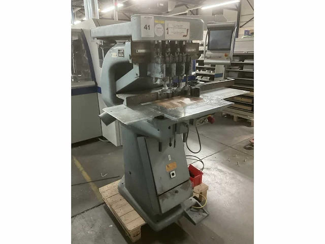 Hang 106dtk4 papierboormachine - afbeelding 2 van  9