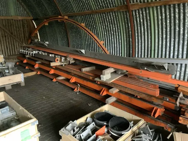 Hangbaan/monorail systeem (circa 125m) - afbeelding 7 van  12