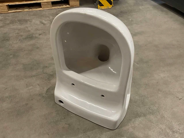 Hangbidet - afbeelding 1 van  2