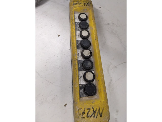 Hangdrukknopkast met harting connector - afbeelding 2 van  7