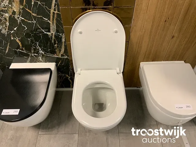 Hangend toilet - afbeelding 2 van  3