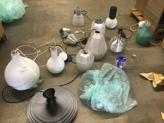 Hanglampen (16x) - afbeelding 1 van  3