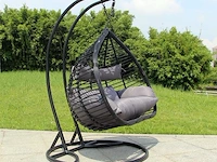 Hangstoel dubbel: 2 persoons 135 cm breed - hoogte 197 cm - zwart frame / grijze kussens - afbeelding 3 van  5