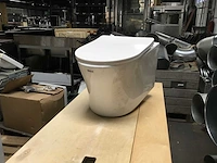 Hangtoilet - toiletpot - afbeelding 1 van  5