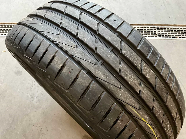 Hankook "ventus s1 evo 2" 225/45 r18 - afbeelding 2 van  7