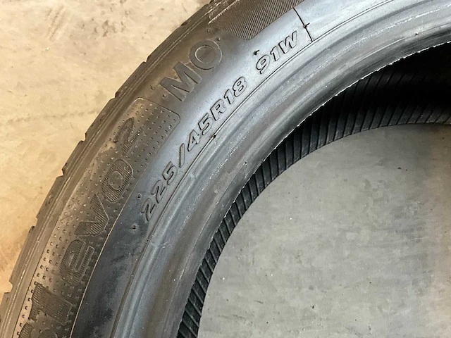 Hankook "ventus s1 evo 2" 225/45 r18 - afbeelding 5 van  7