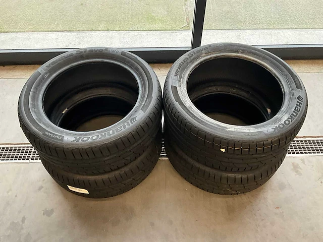 Hankook "ventus s1 evo2" 225/50 r17 (4x) - afbeelding 1 van  9