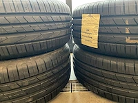 Hankook "ventus s1 evo2 suv" 235/60 r18 (4x) - afbeelding 2 van  9