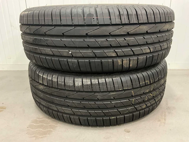 Hankook "ventus s1 evo2 suv" 235/65 r17 (2x) - afbeelding 2 van  7