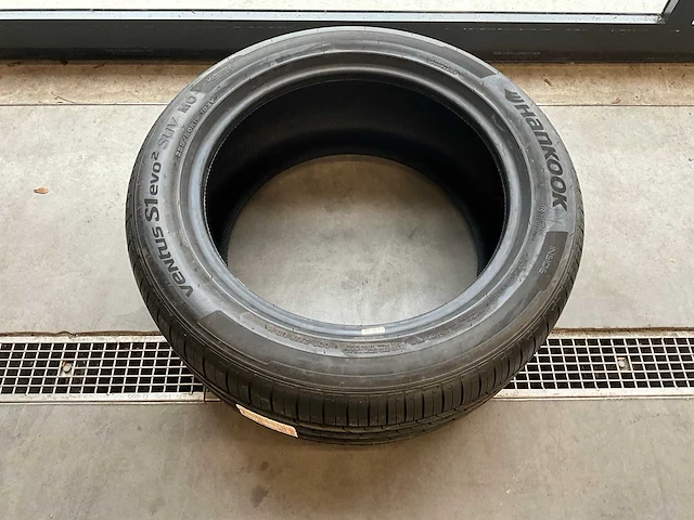 Hankook "ventus s1 evo2 suv" 255/50 r19 - afbeelding 1 van  7