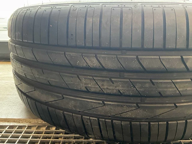 Hankook "ventus s1 evo2 suv" 255/50 r19 - afbeelding 5 van  7