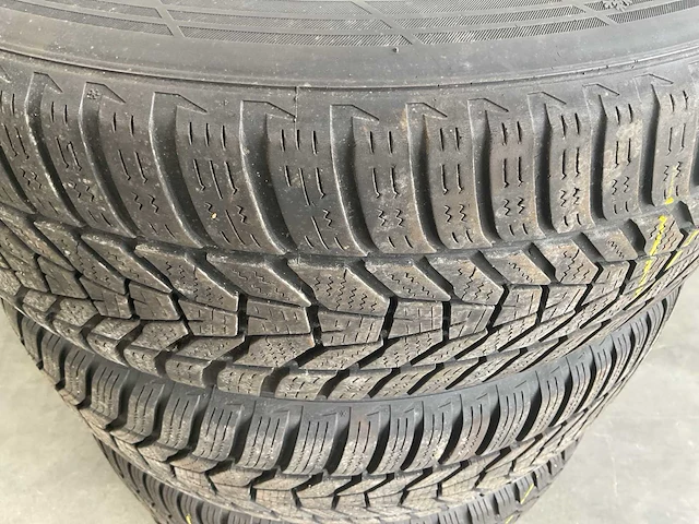 Hankook winter i*cept evo 3x winterbanden 5 x 110 - afbeelding 3 van  3
