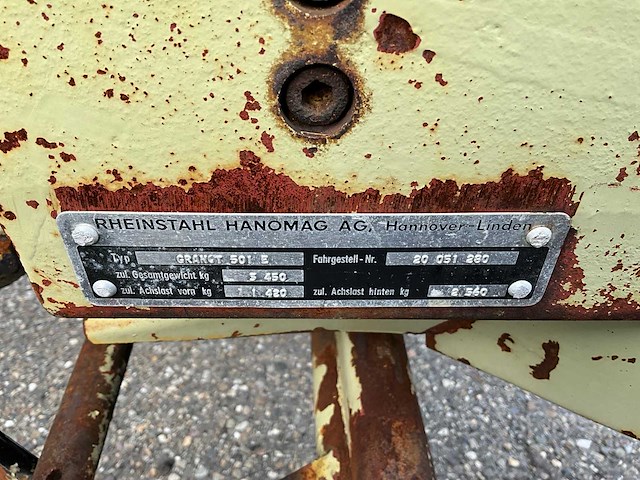 Hanomag granit 500e oldtimer tractor - afbeelding 13 van  20