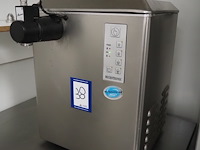 Hans kratt - afbeelding 1 van  6