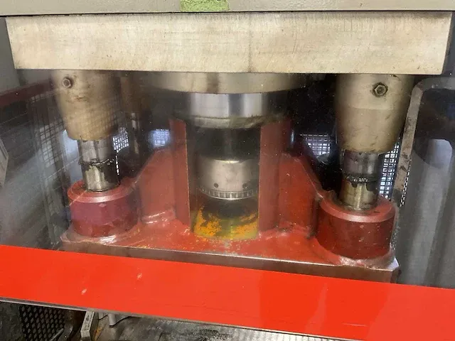 Hans schoen ute b hydraulische pers - afbeelding 4 van  8