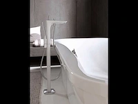 Hansgrohe puravida vrijstaande badkraan wit/chroom 15473400 inclusief inbouw voet